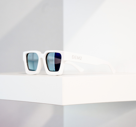 DEM2 SUNNIES - WHITE